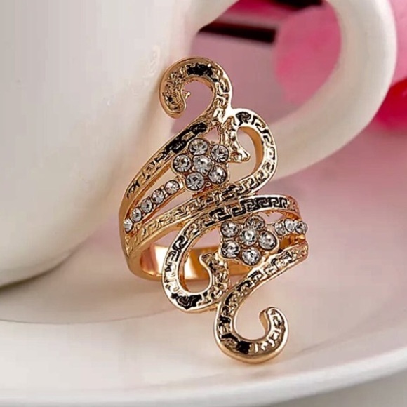 Unique Gold filled Austrian Crystal Ring Size 8 - Picture 3 of 6